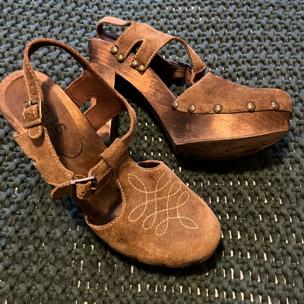 Michael Kors Wooden heels 😍😍